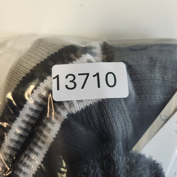 Carhartt Rexburg Hat Gray Beanie Sock Hat Gray Winter Outdoors Cuffed Pom Pom - Picture 4 of 4